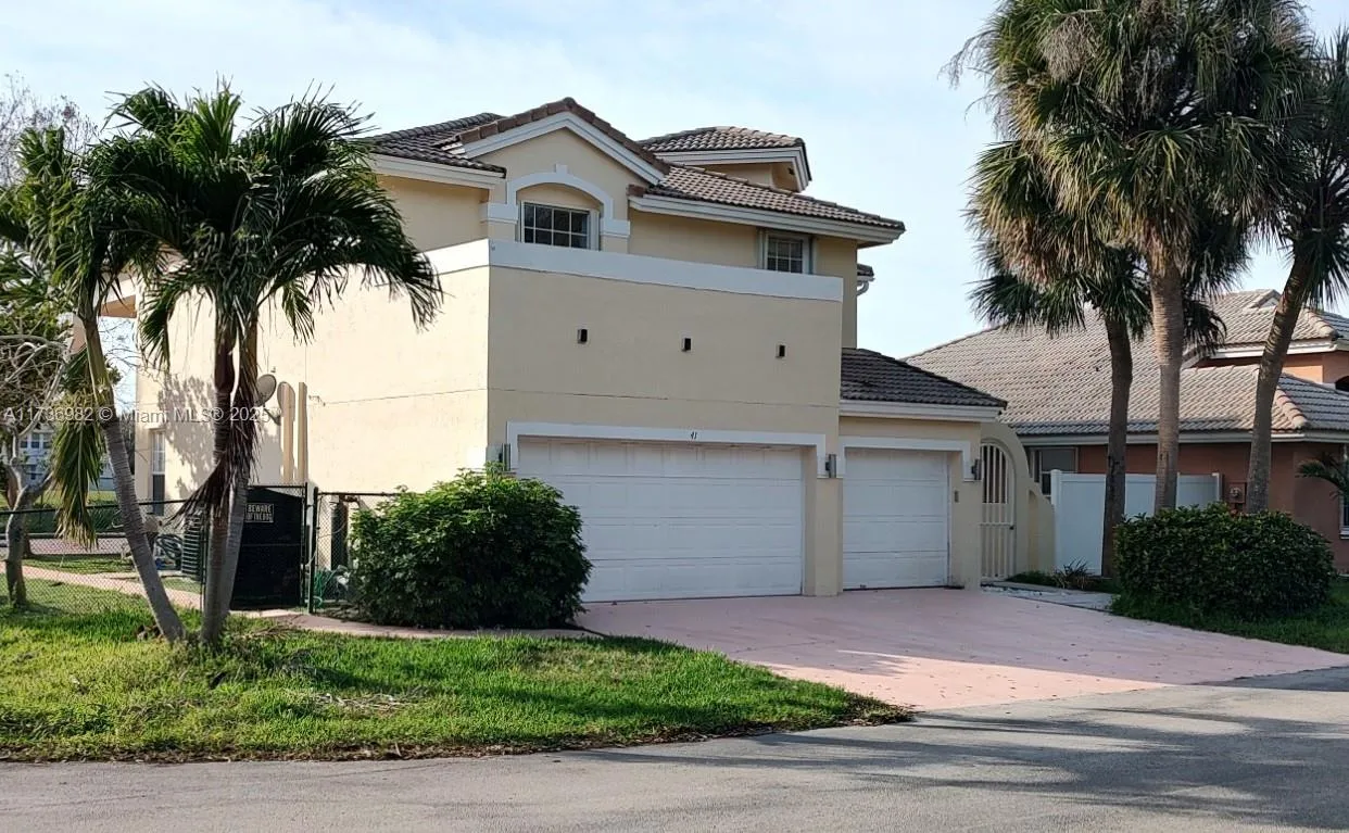 41 Citrus Park Dr, Boynton Beach FL 33436