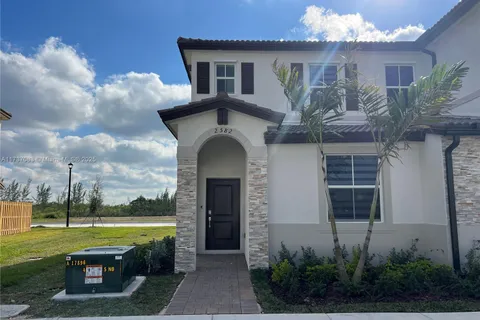 2582 SE 29 st # 2582, Homestead FL 33035