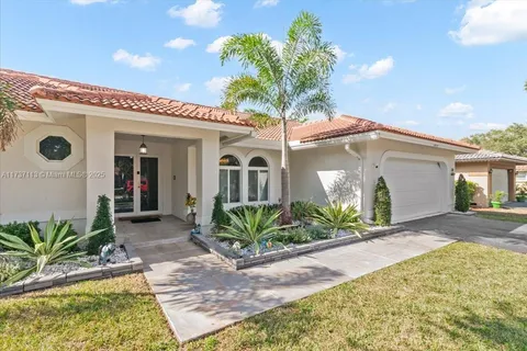 4630 NW 100th Way, Coral Springs FL 33076