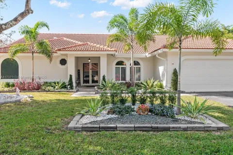 4630 NW 100th Way, Coral Springs FL 33076