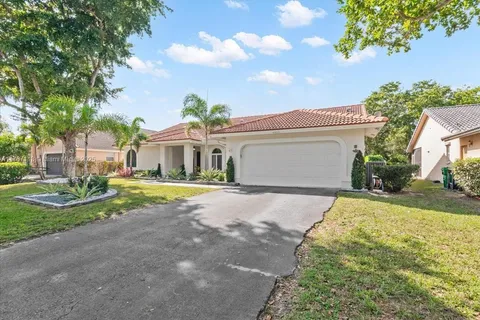 4630 NW 100th Way, Coral Springs FL 33076