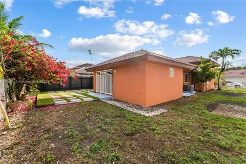 3431 SW 156th Ct, Miami FL 33185