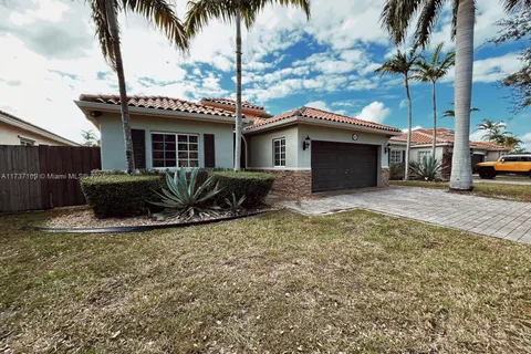 1620 NE 36th Ave, Homestead FL 33033