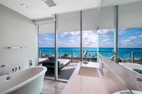 360 Ocean Dr # 602S, Key Biscayne FL 33149