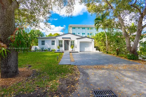 814 Monterey St, Coral Gables FL 33134