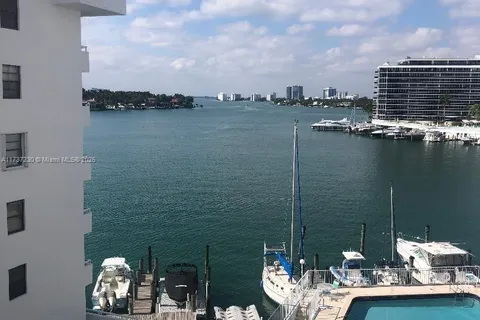 6830 Indian Creek Dr # 5B, Miami Beach FL 33141