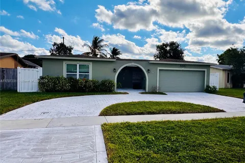 8390 NW Sunset Strip, Sunrise FL 33322