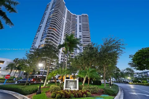 3530 Mystic Pointe Dr # 1913, Aventura FL 33180