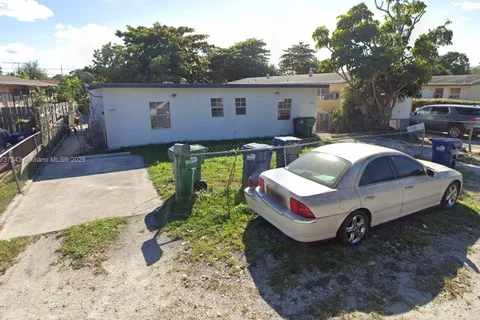 2980 NW 91st St, Miami FL 33147