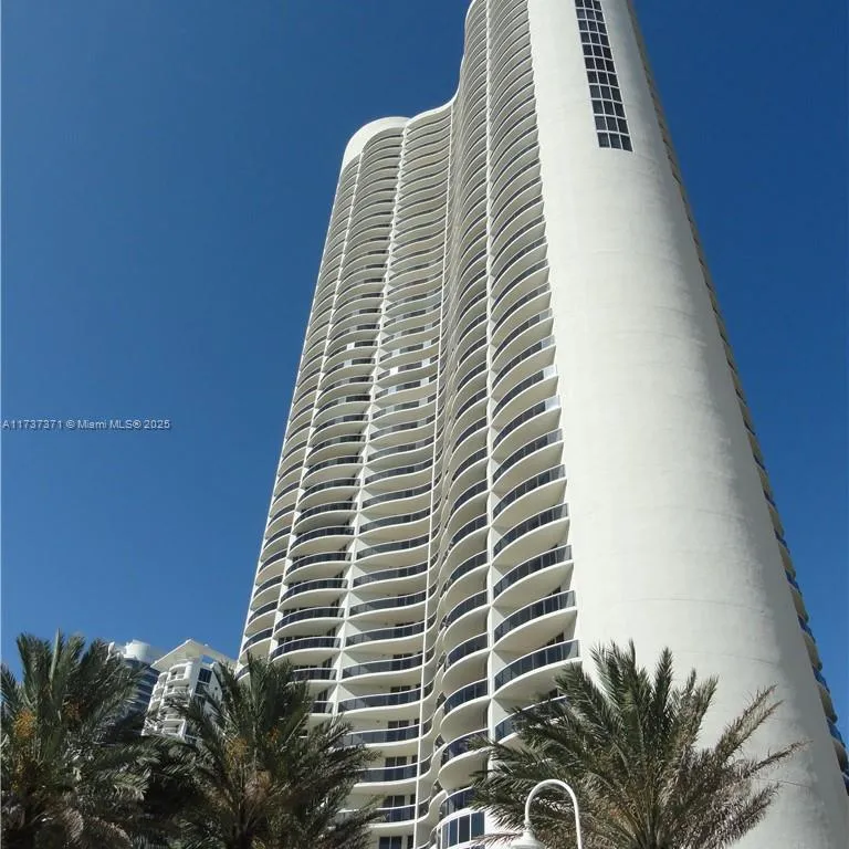 17201 Collins Ave # 1206, Sunny Isles Beach FL 33160