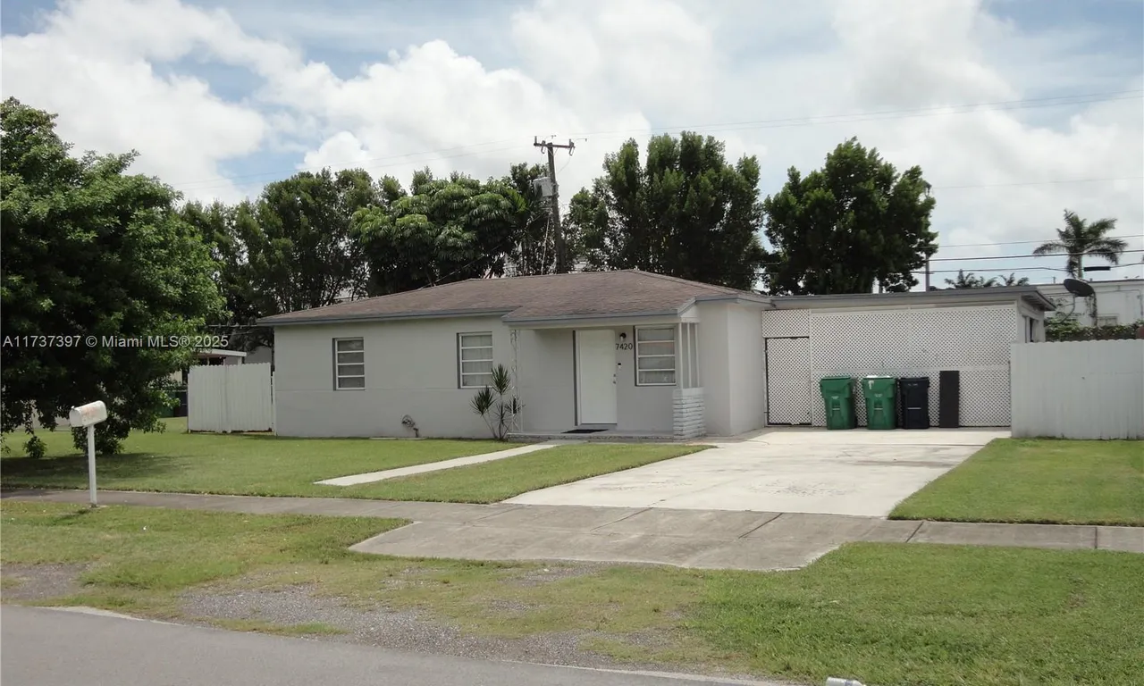 7420 SW 39th Ter, Miami FL 33155