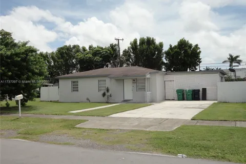 7420 SW 39th Ter, Miami FL 33155