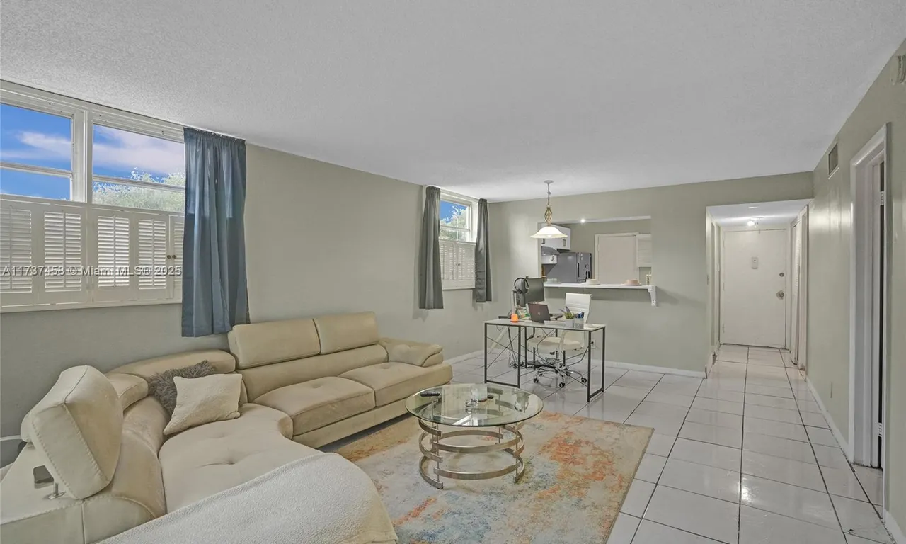 406 NW 68th Ave # 117, Plantation FL 33317