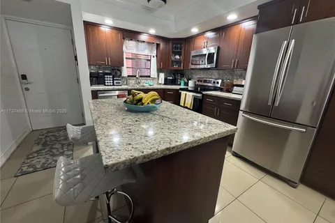 6175 W 20th Ave # 112, Hialeah FL 33012