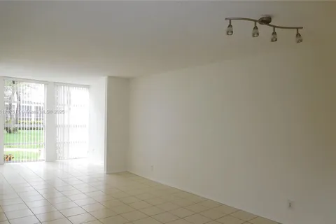 801 Three Islands Blvd # 105, Hallandale Beach FL 33009