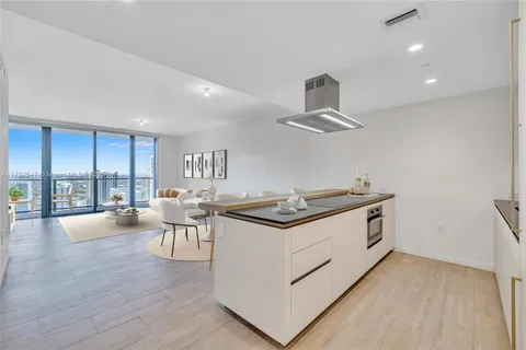 1000 Brickell Plz # 3108, Miami FL 33131