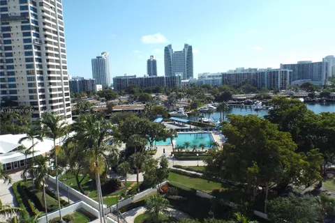 500 Three Islands Blvd # 504, Hallandale Beach FL 33009