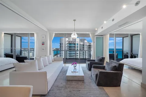 5875 Collins Ave # 2005, Miami Beach FL 33140