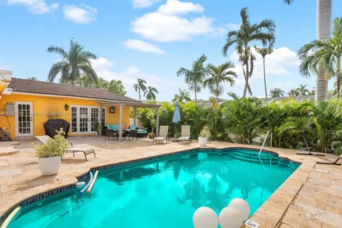 1407 Coolidge St, Hollywood FL 33020
