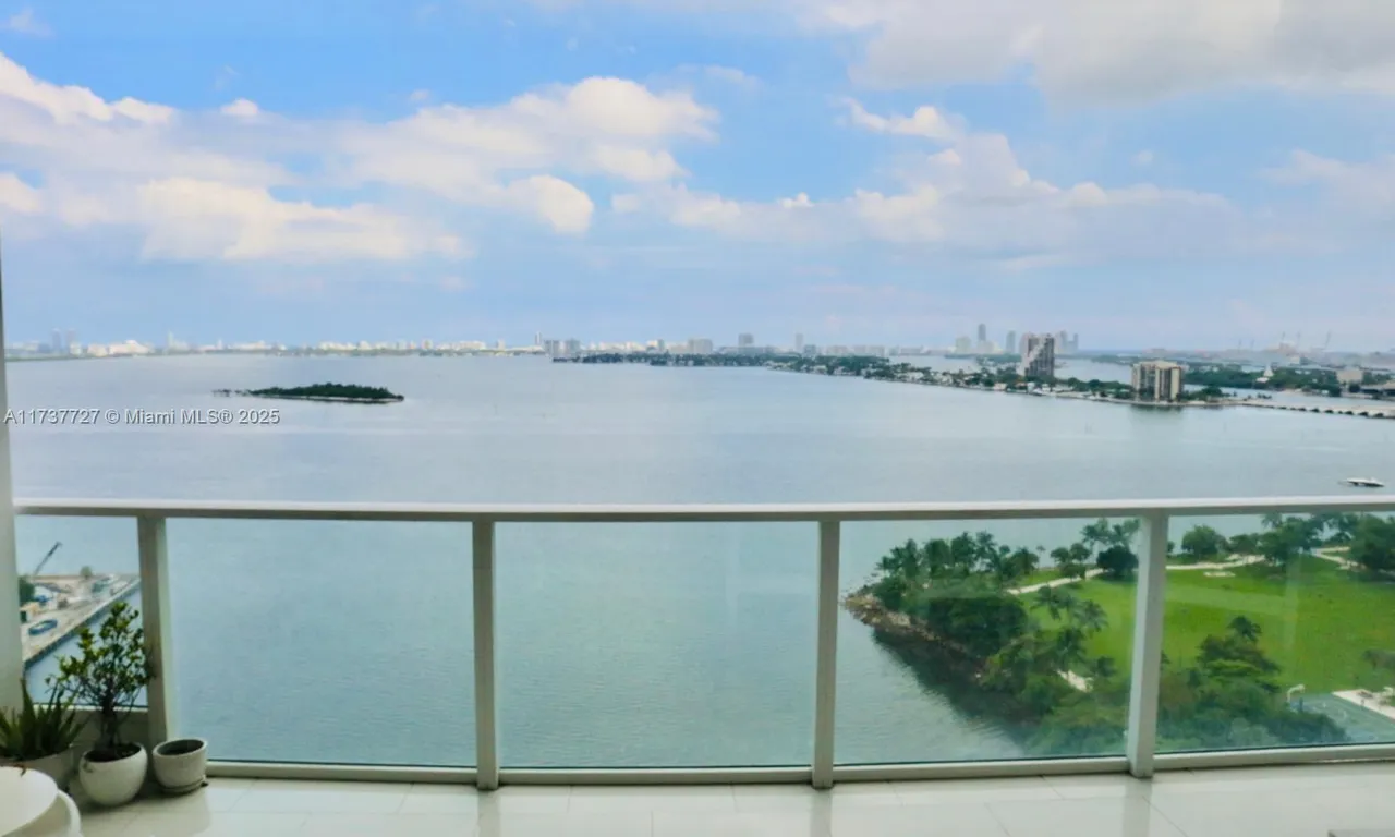 2020 N Bayshore Drive # 1909, Miami FL 33137