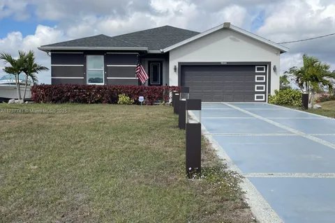 9049 GREEN CIR, La Belle FL 33935