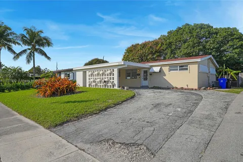 2833 SW 5th St, Fort Lauderdale FL 33312