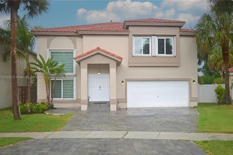 20 Gables Blvd, Weston FL 33326