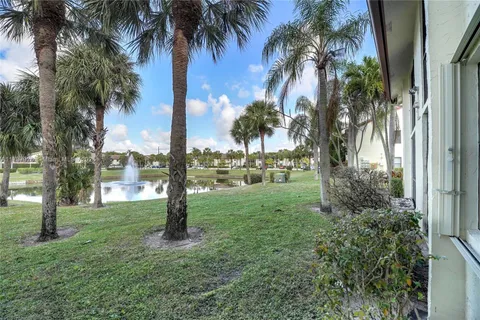 22053 Palms Way # 105, Boca Raton FL 33433