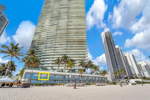 18975 Collins Ave # 17, Sunny Isles Beach FL 33160