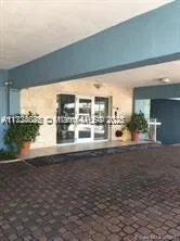 6969 Collins Ave # 403, Miami Beach FL 33141