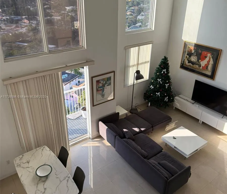1 Glen Royal Pkwy # 1609, Miami FL 33125