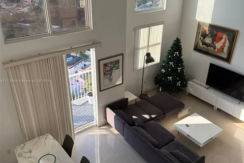 1 Glen Royal Pkwy # 1609, Miami FL 33125