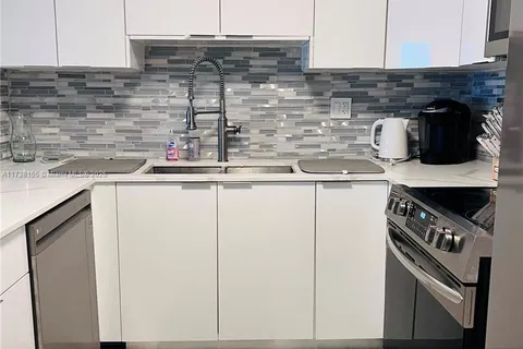 3725 S Ocean Dr # 917, Hollywood FL 33019