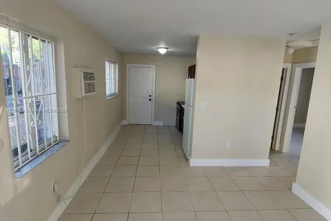 1574 NW 58th St # 1574, Miami FL 33142