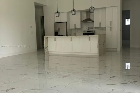 2717 NW 42nd Ave, Cape Coral FL 33993