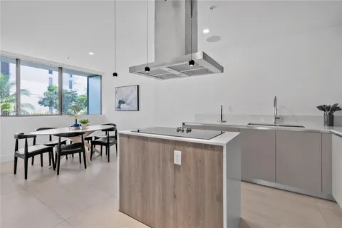 9350 Bay Harbor Ter # 1100, Bay Harbor Islands FL 33154