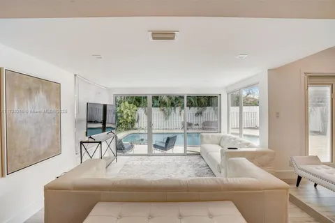 440 NE 26TH TER # 1, Boca Raton FL 33431
