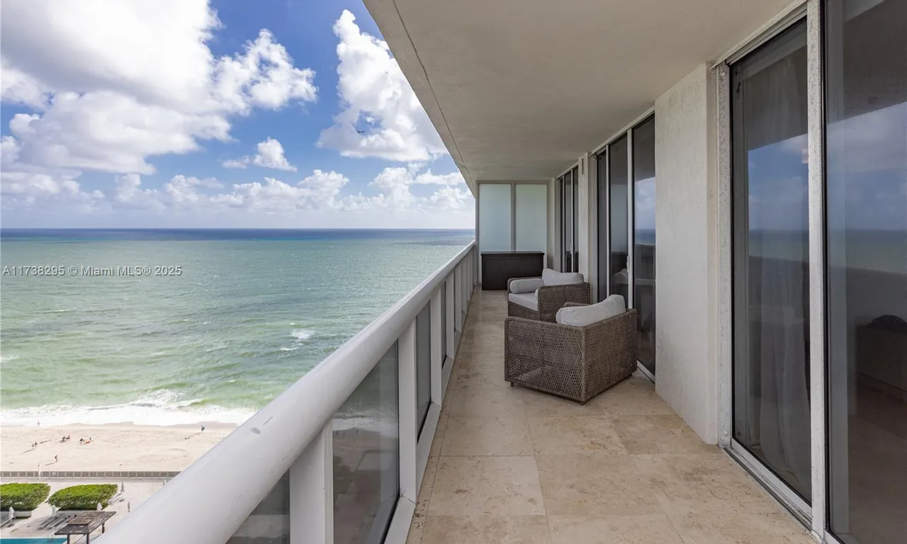 1830 S Ocean Dr # 2108, Hallandale Beach FL 33009