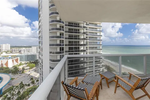 1830 S Ocean Dr # 2108, Hallandale Beach FL 33009