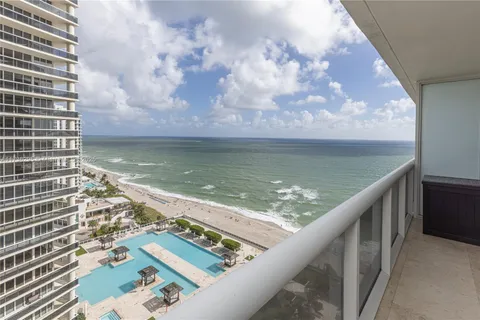 1830 S Ocean Dr # 2108, Hallandale Beach FL 33009