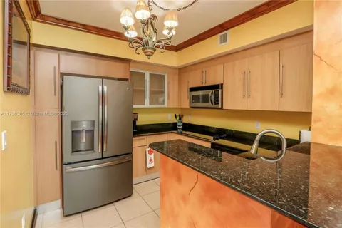 335 S Biscayne Blvd # 1500, Miami FL 33131