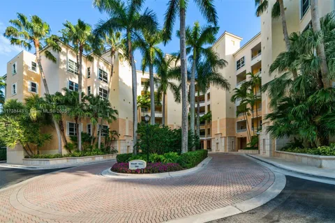 717 Crandon Blvd # 308, Key Biscayne FL 33149