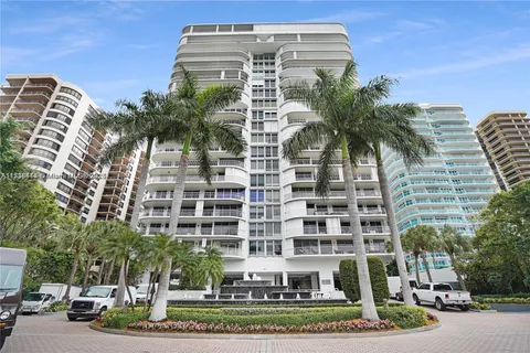 10155 Collins Ave # 406, Bal Harbour FL 33154