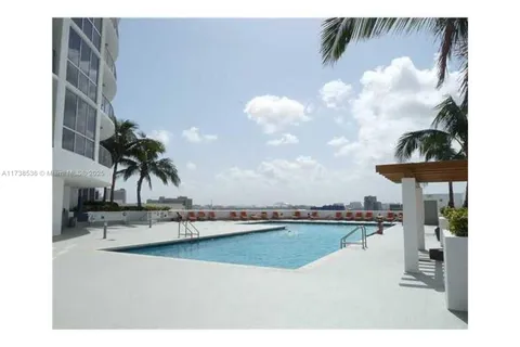 1750 N Bayshore Dr # 1808, Miami FL 33132