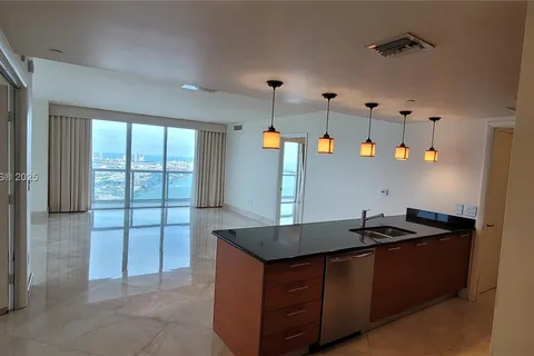 50 Biscayne Blvd # 5202, Miami FL 33132