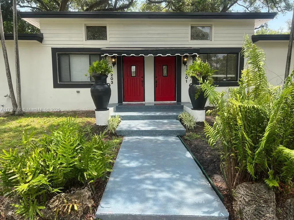 13203 NE 3rd Ct # 13203, North Miami FL 33161
