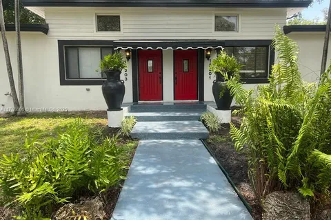 13203 NE 3rd Ct # 13203, North Miami FL 33161