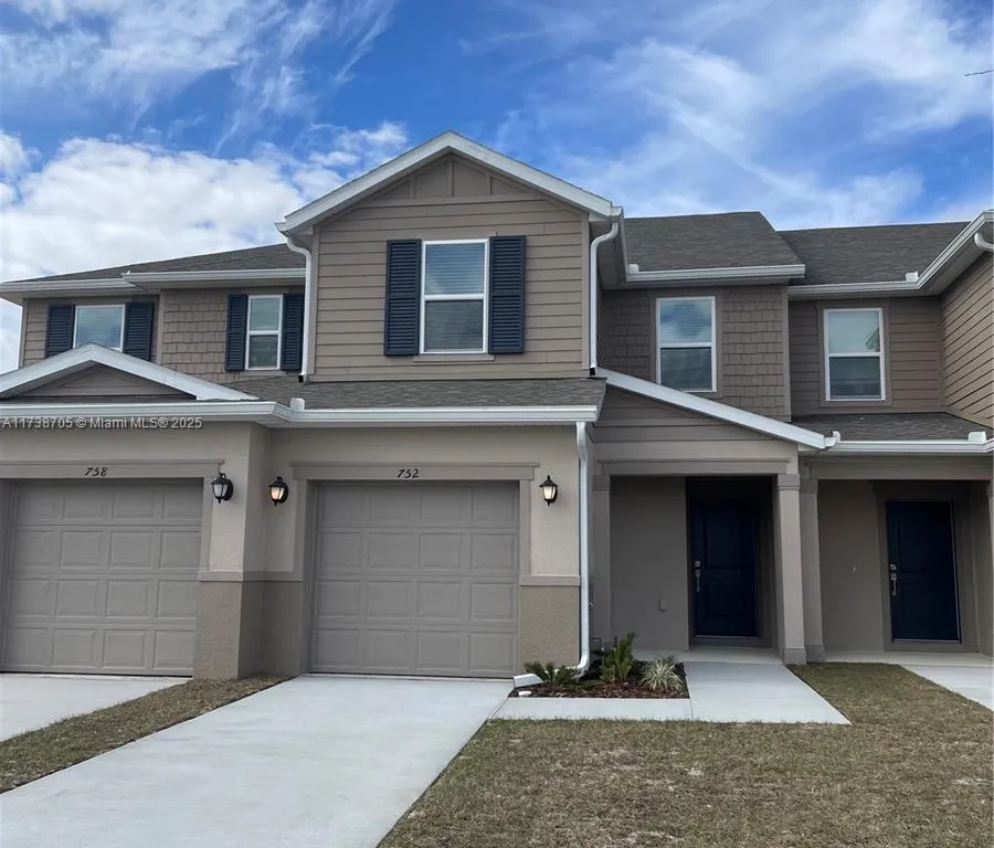 752 Stoney Pionte # 1, Davenport FL 33896
