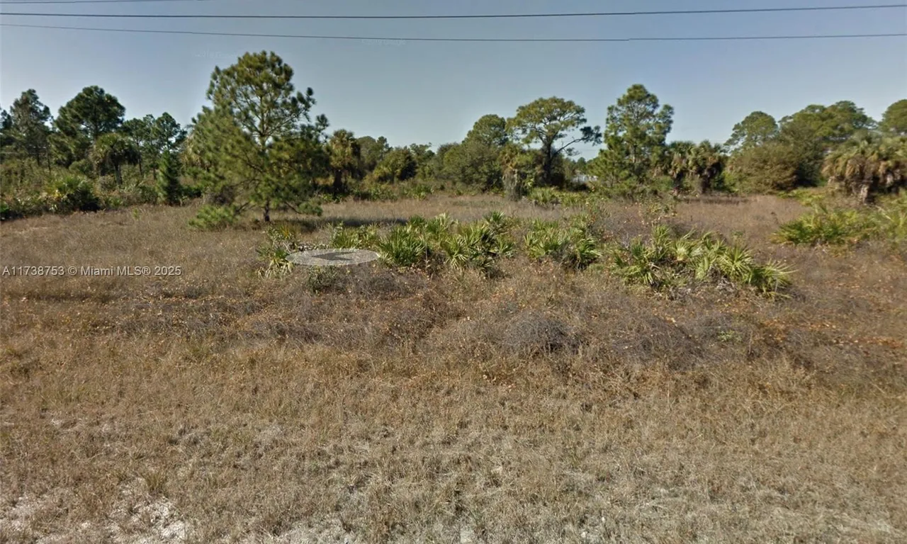 406 LAMBDA AVE s, Lehigh Acres FL 33974