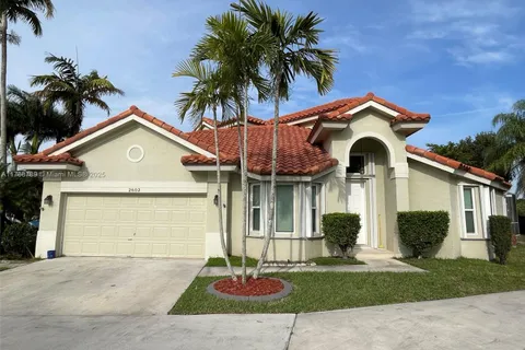 2602 Augusta Dr, Homestead FL 33035